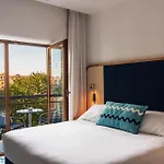 Otel Grand Flora 4*