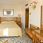 Grand Flora Otel