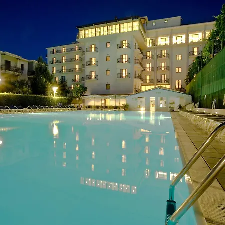 Hotel Grand Flora Península Sorrentina