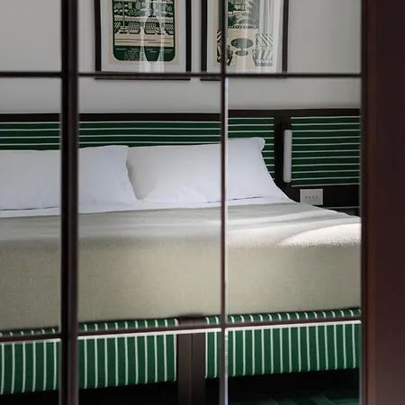 Hotell Grand Flora 4*