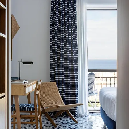 Hotell Grand Flora