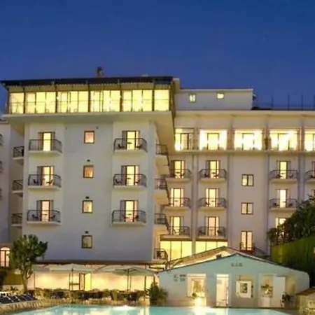 그랜드 플로라 4*