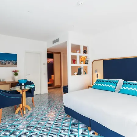 그랜드 플로라 소렌토