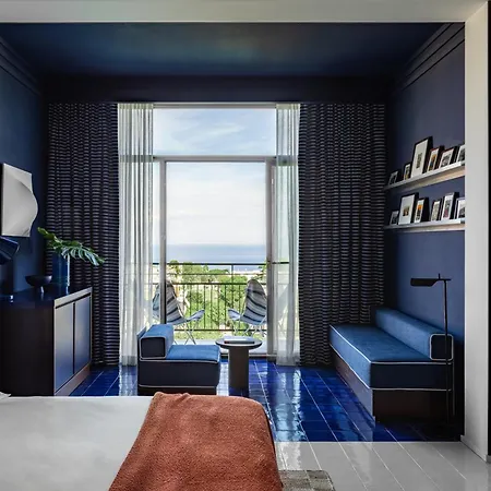 Отель Grand Flora Сорренто