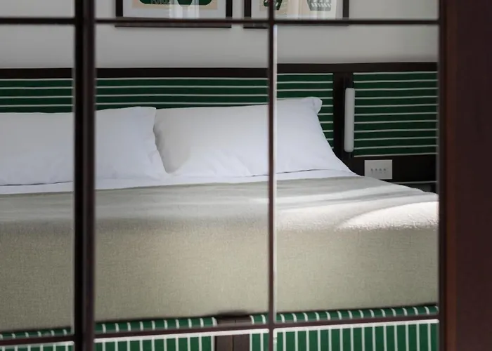Отель Grand Flora 4*